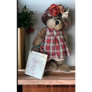 Boyd's Bears Plush Lizzie Wishkabibble w/ Book Collector's Edition Signed Tag